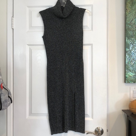 BCBG metallic tunic - Picture 4 of 6